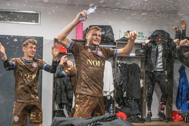 阵容安排都 阵容安排都