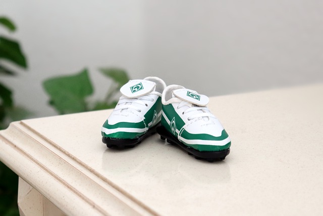 明星效应🌟贝林厄姆恋情曝光后，女友ins涨粉近30万.